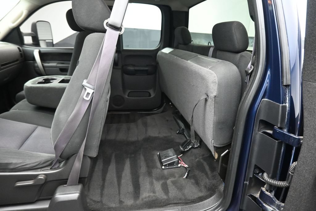 Used 2011 Chevrolet Silverado 1500 LS AWD/4WD image 43