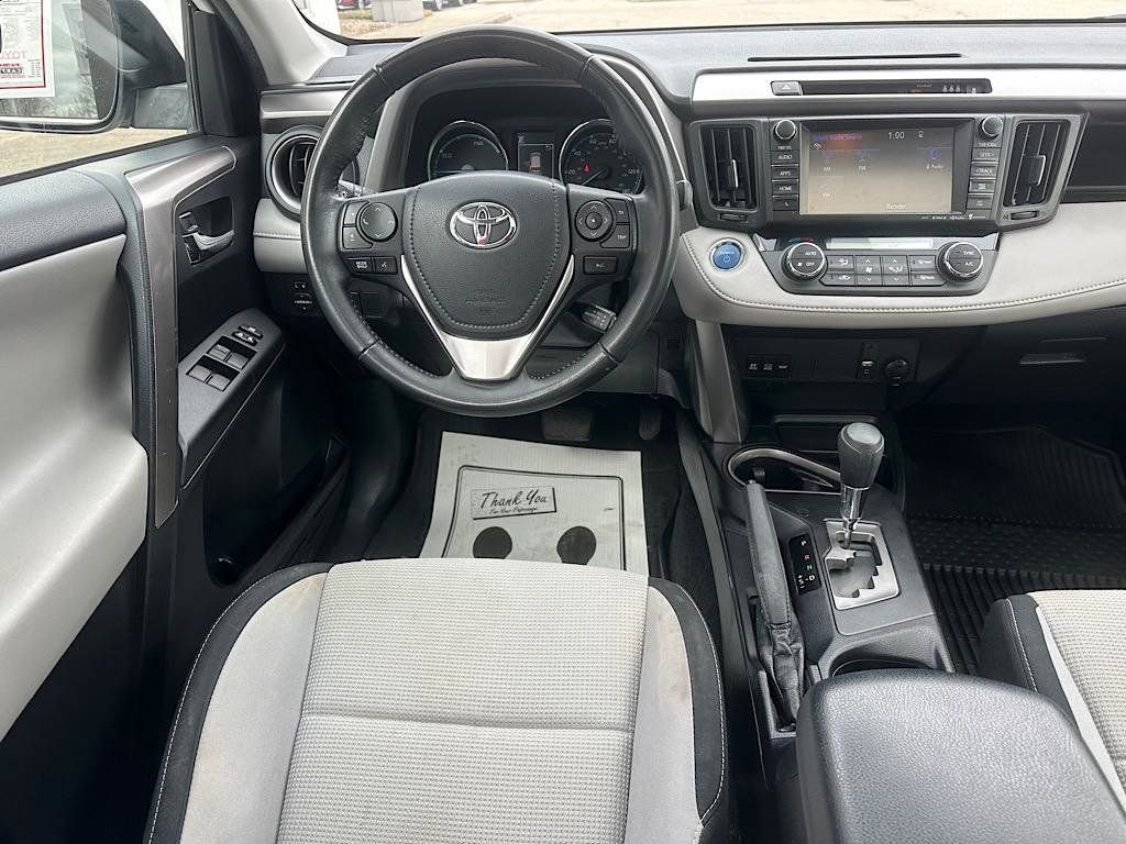Certified 2018 Toyota RAV4 XLE w/ Protection Package image 19