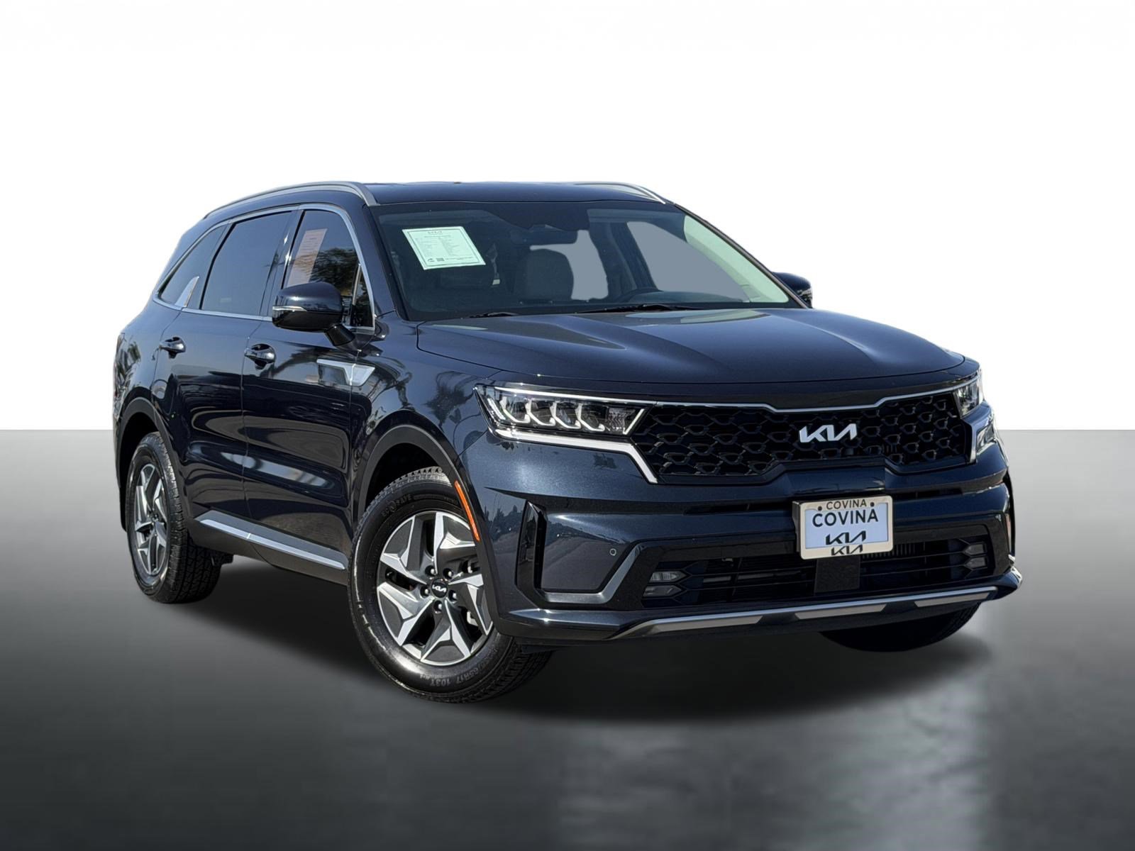 Certified 2023 Kia Sorento EX FWD image 2