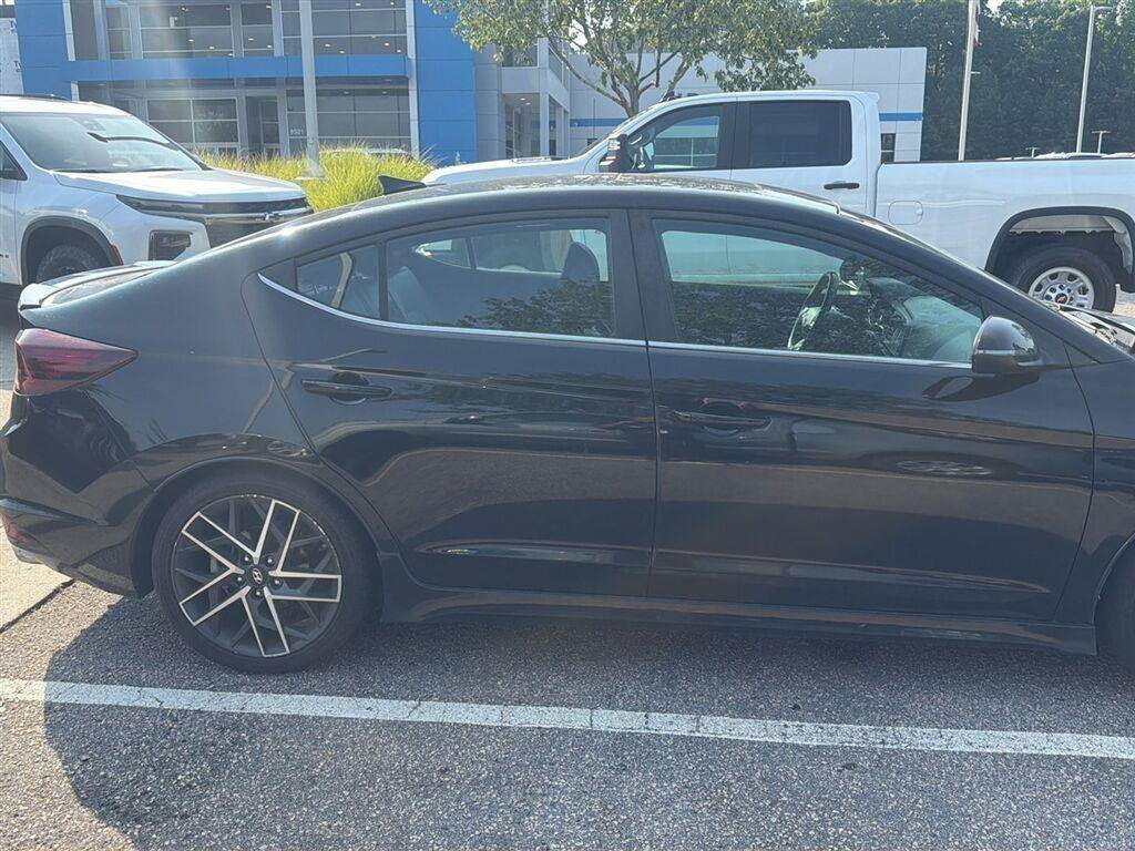 Used 2020 Hyundai Elantra Sport w/ Cargo Package (C1) FWD image 7