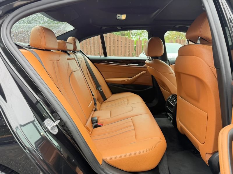 Used 2018 BMW 530i xDrive AWD/4WD image 26