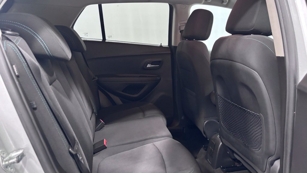Used 2016 Chevrolet Trax LT FWD image 25