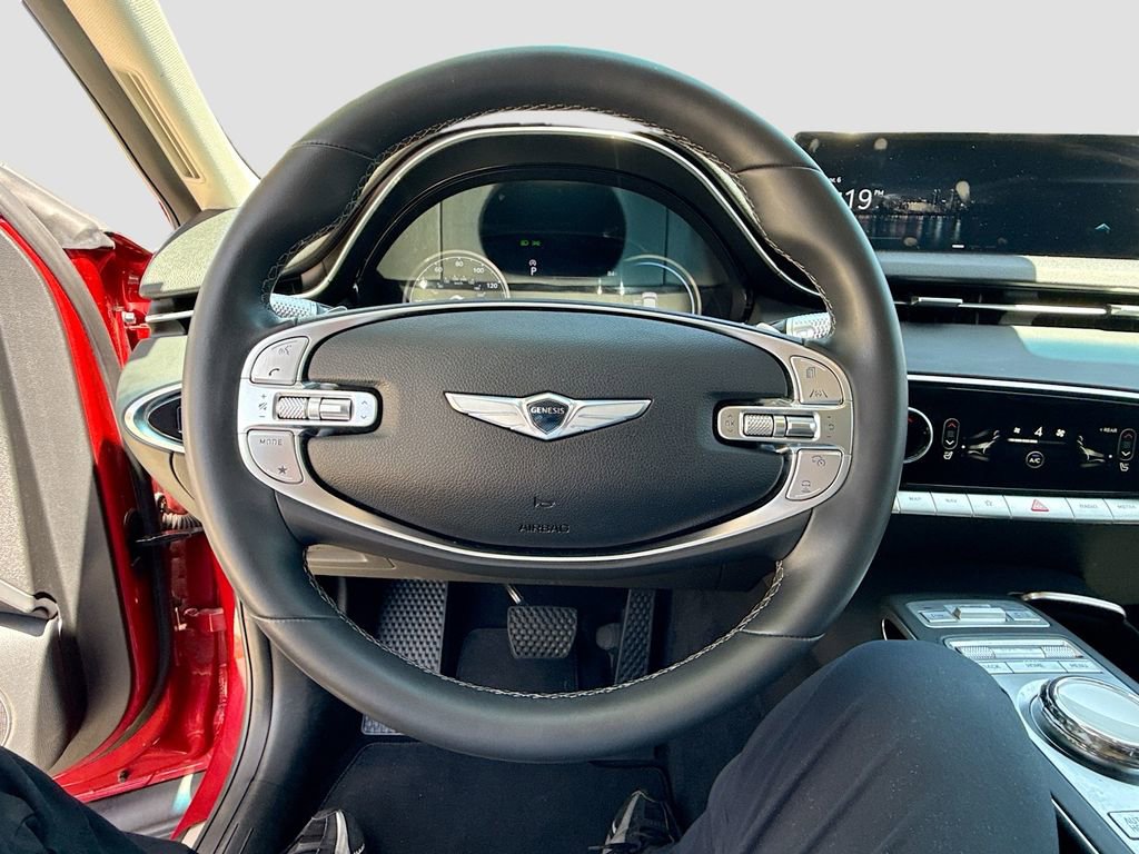 Used 2025 Genesis GV70 2.5T image 12