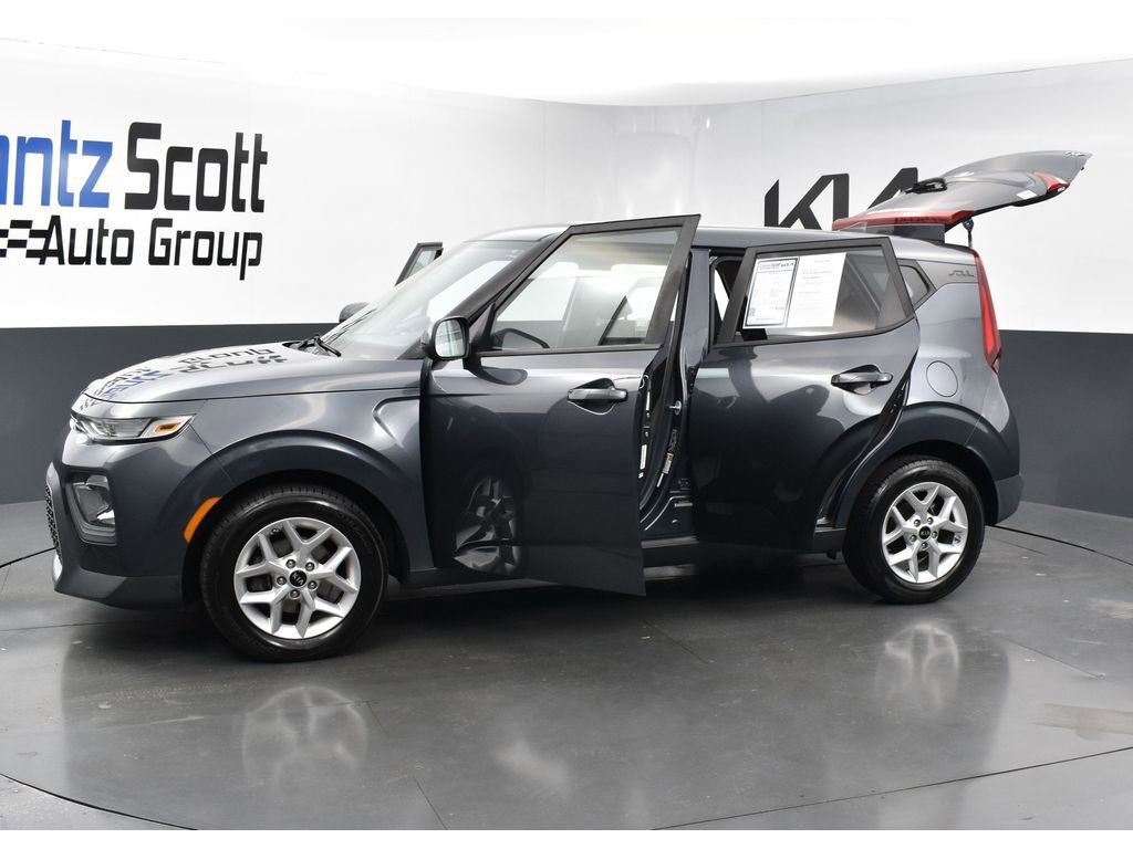 Used 2020 Kia Soul S image 34