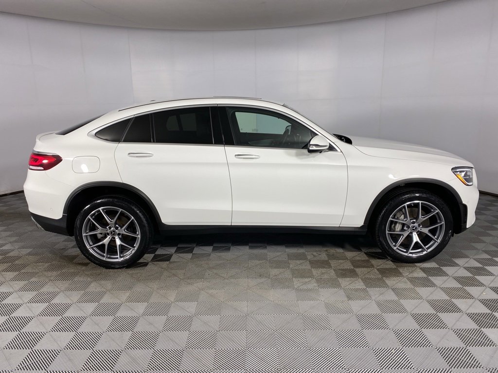 Used 2023 Mercedes-Benz GLC 300 4MATIC Coupe image 31