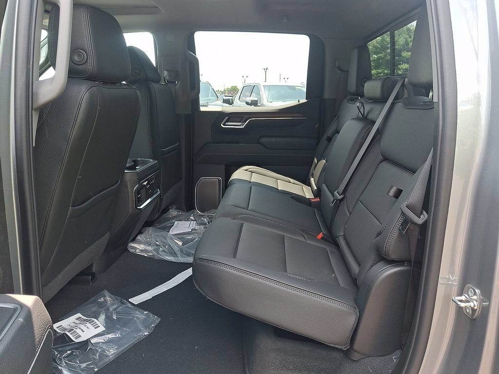 New 2026 GMC Sierra 1500 Denali w/ Denali Reserve Package AWD/4WD image 6