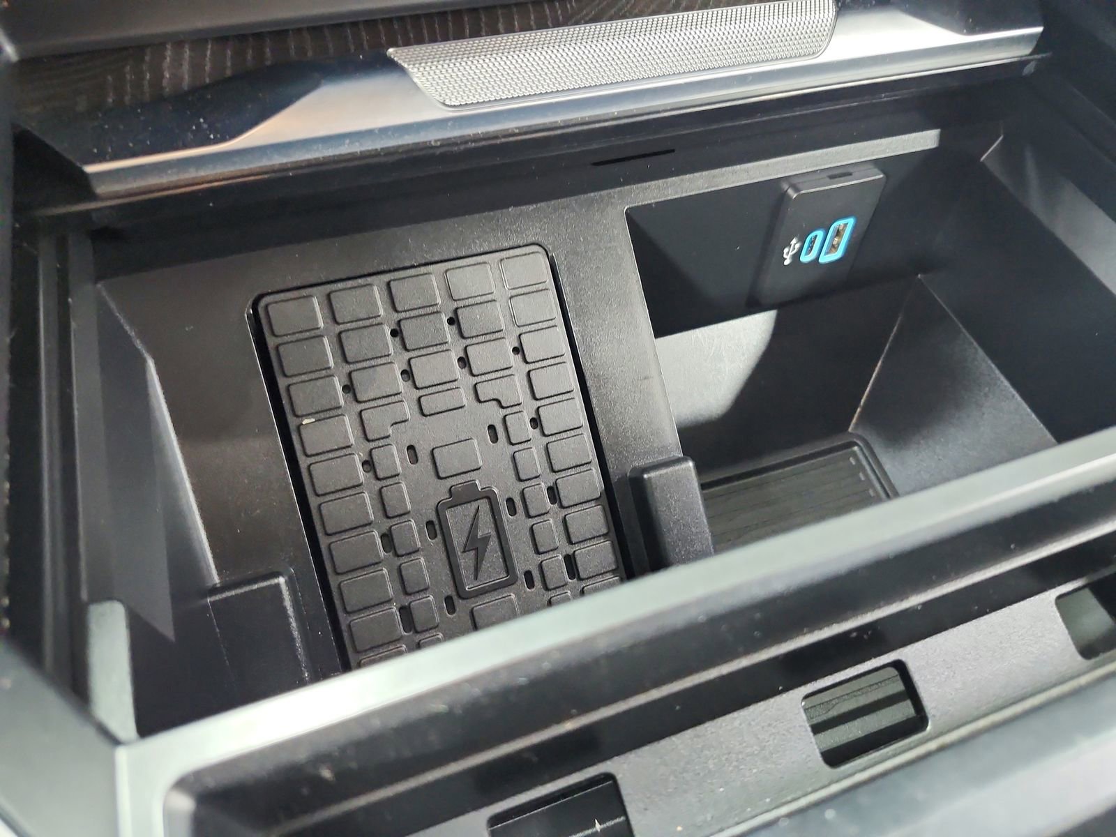 Used 2025 Ford F250 Platinum image 33