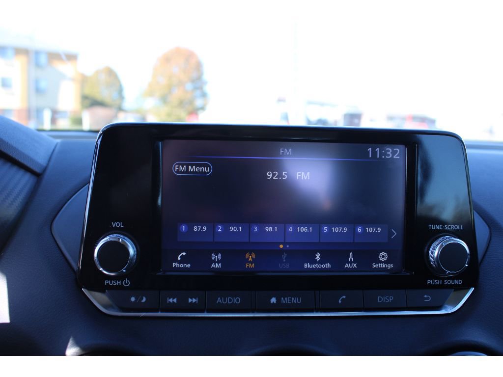 Used 2025 Nissan Sentra S image 25