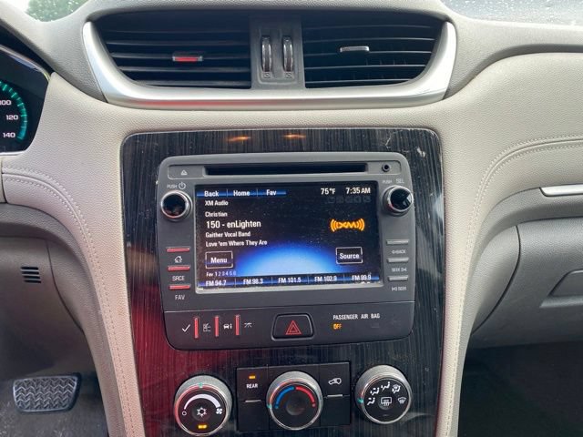 Used 2017 Chevrolet Traverse LT FWD image 26