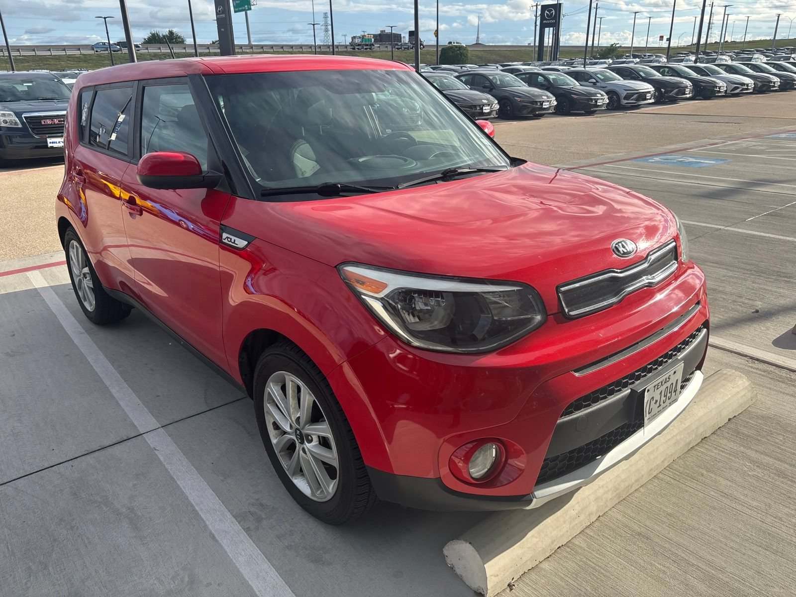 Used 2018 Kia Soul + w/ Audio Package FWD image 3