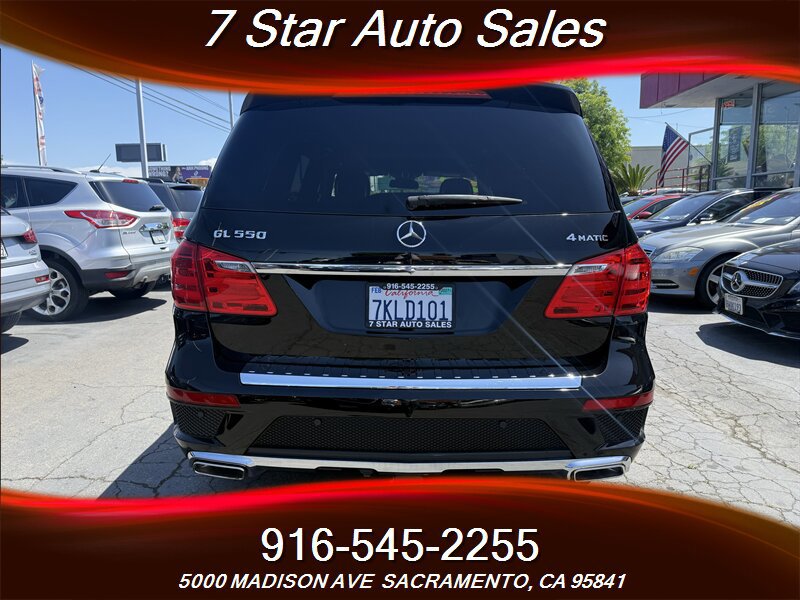 Used 2015 Mercedes-Benz GL 550 4MATIC image 5