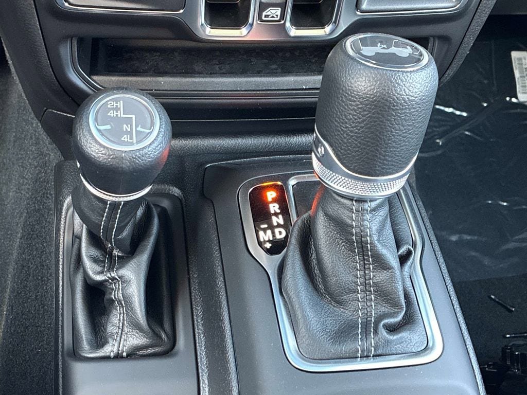New 2025 Jeep Wrangler Unlimited Sport AWD/4WD image 11
