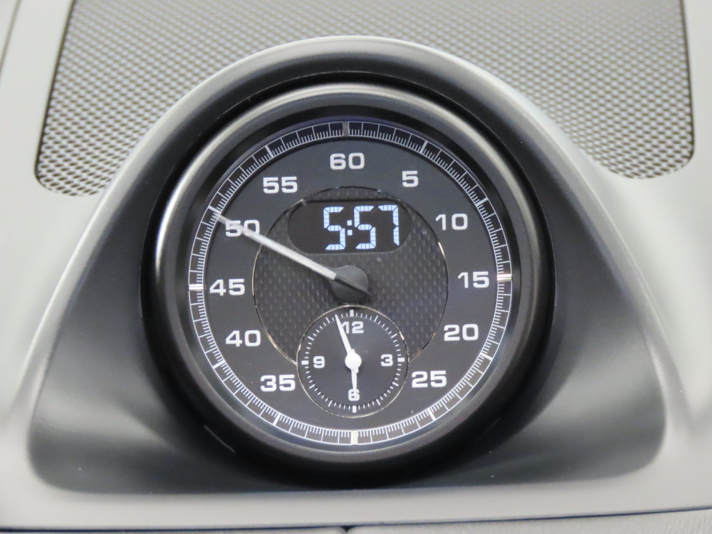 Certified 2026 Porsche Macan AWD/4WD image 24