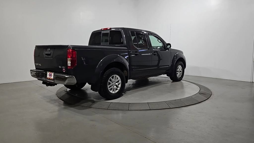Used 2015 Nissan Frontier SV w/ SV Value Truck Package AWD/4WD image 5