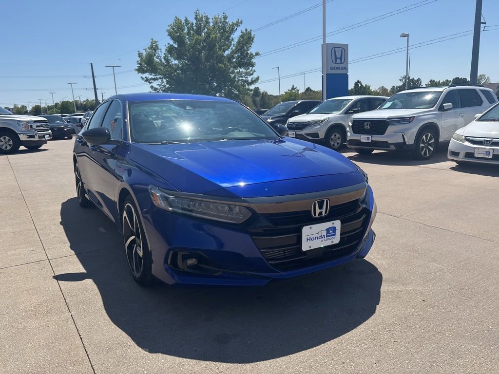 Used 2022 Honda Accord Sport image 3