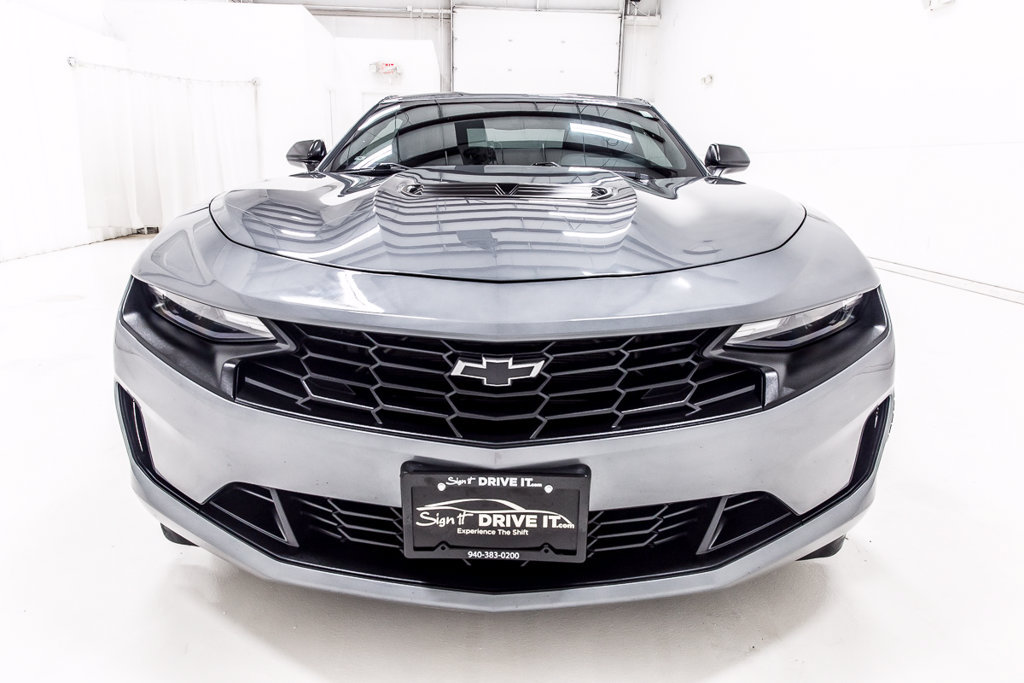 Used 2021 Chevrolet Camaro LT RWD image 12