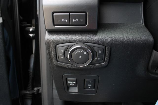 Used 2018 Ford F150 Lariat w/ Equipment Group 502A Luxury image 10