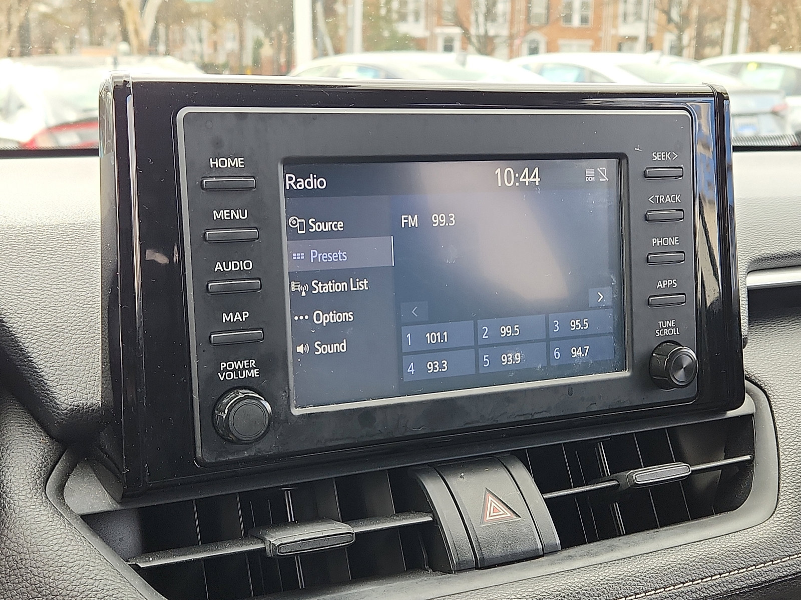 Used 2019 Toyota RAV4 LE image 16