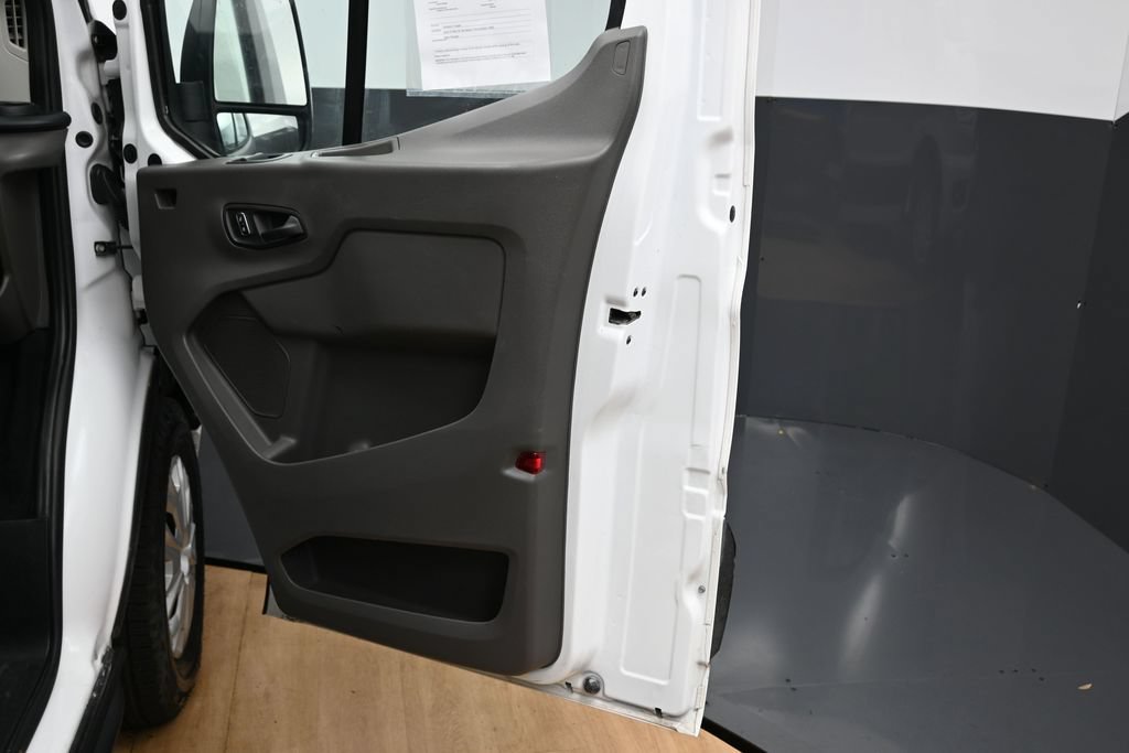 Used 2022 Ford Transit 350 XLT RWD image 33