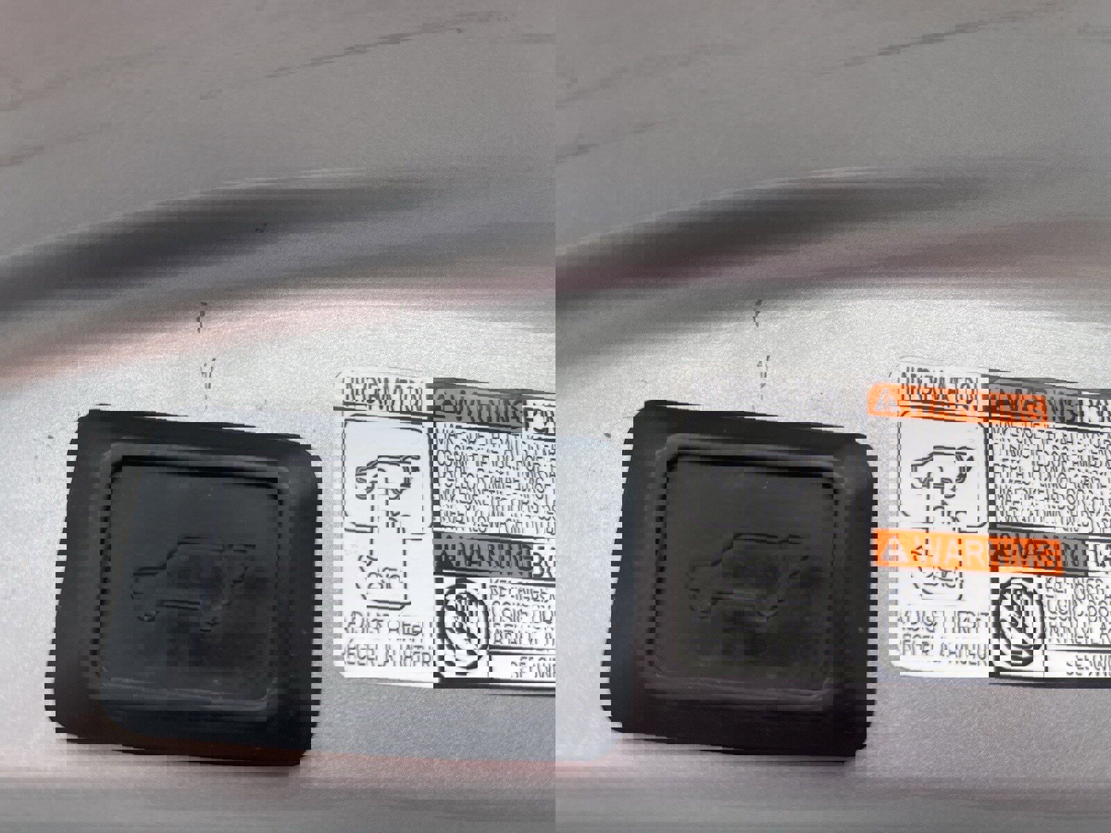 Used 2018 Toyota RAV4 Adventure image 21