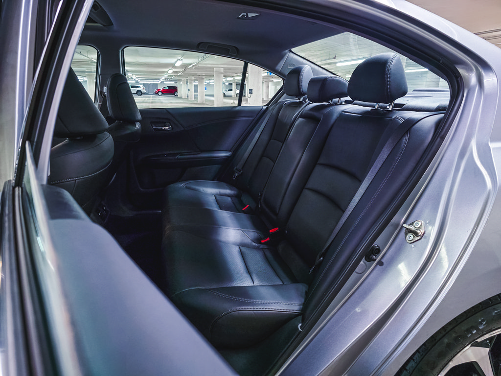 Used 2017 Honda Accord EX-L image 20