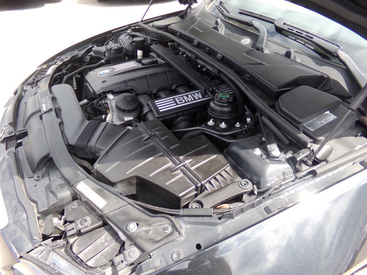 Used 2009 BMW 328i Convertible RWD image 27