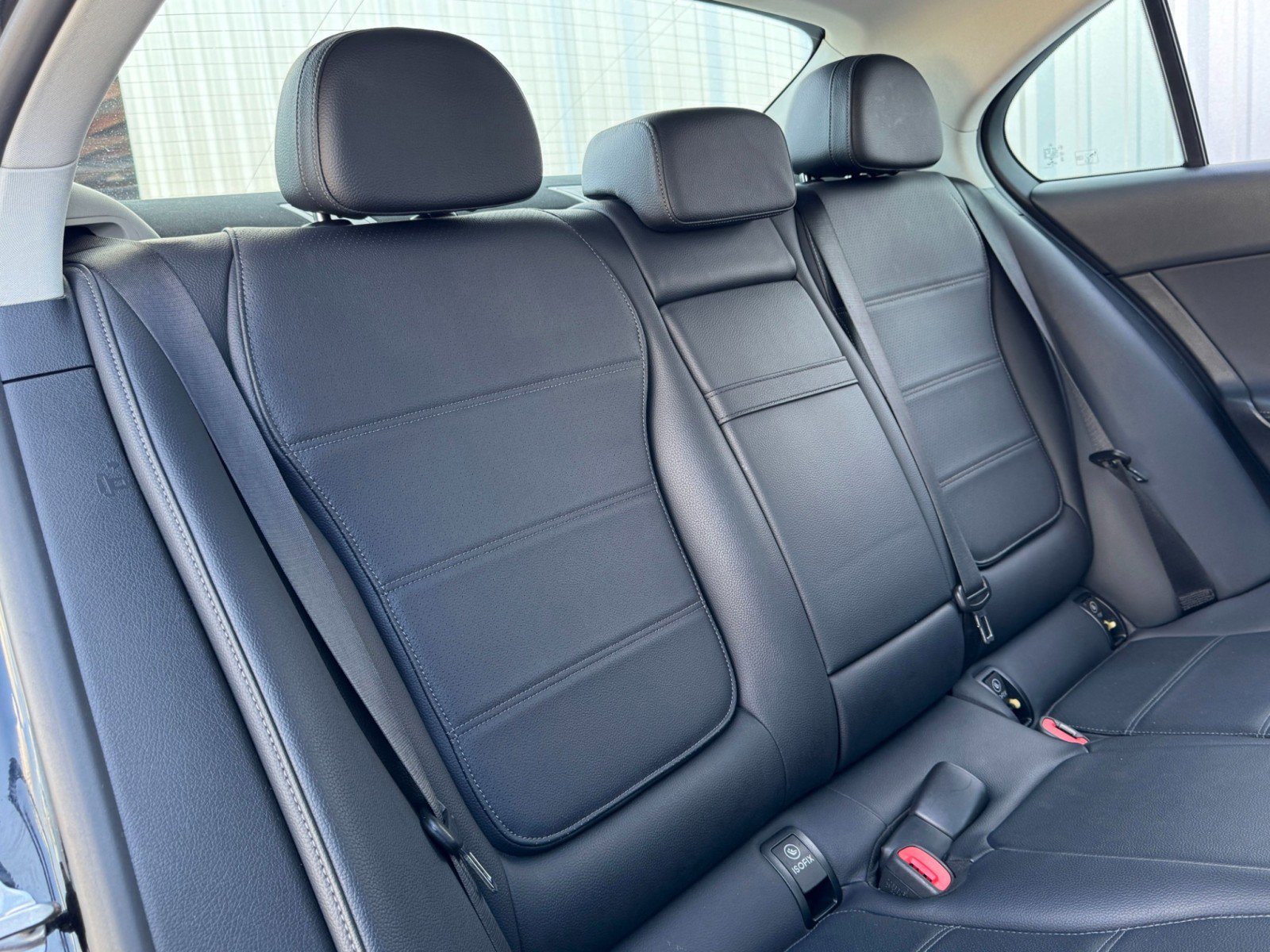 Used 2022 Mercedes-Benz C 300 Sedan image 38