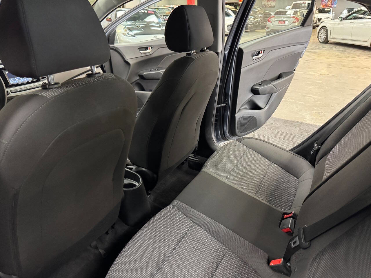 Used 2020 Hyundai Accent SE image 38
