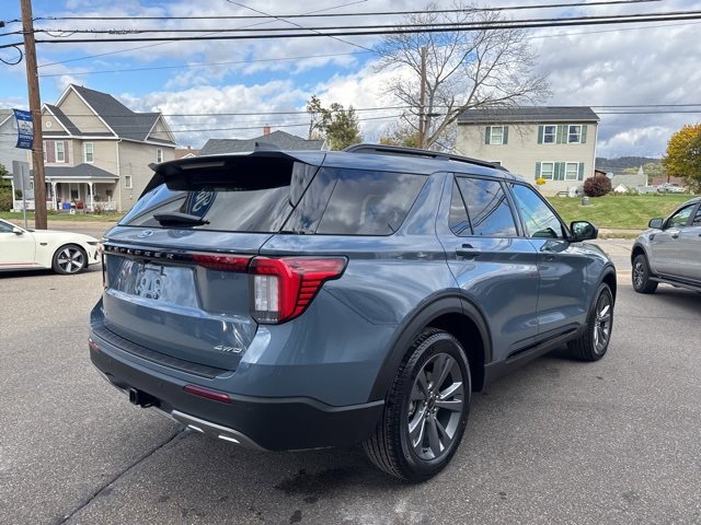New 2026 Ford Explorer Active image 5
