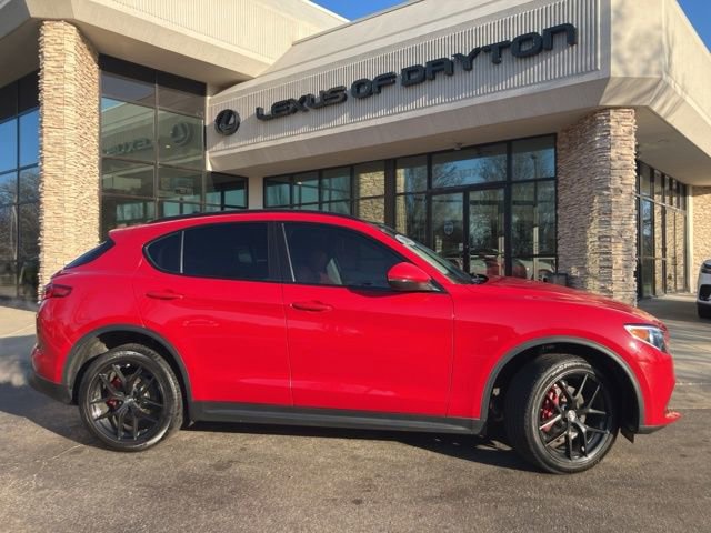 Used 2019 Alfa Romeo Stelvio Sport w/ Quick Order Package 22J Sport image 2