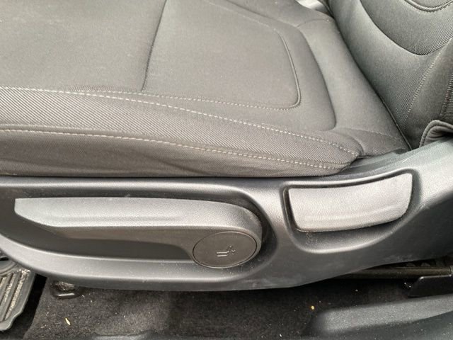 Used 2025 Hyundai Tucson SE FWD image 24