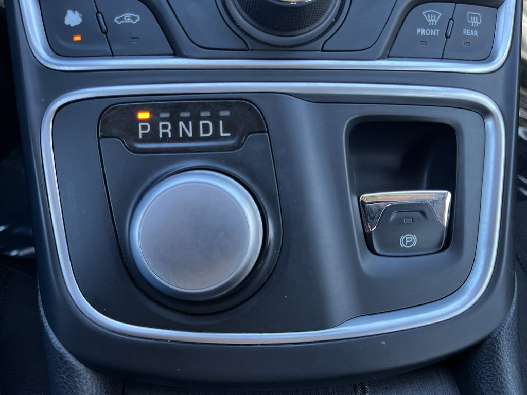 Used 2016 Chrysler 200 Limited w/ Convenience Group image 16