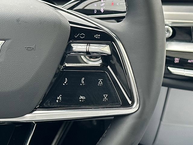 Used 2025 Cadillac Lyriq Sport image 8