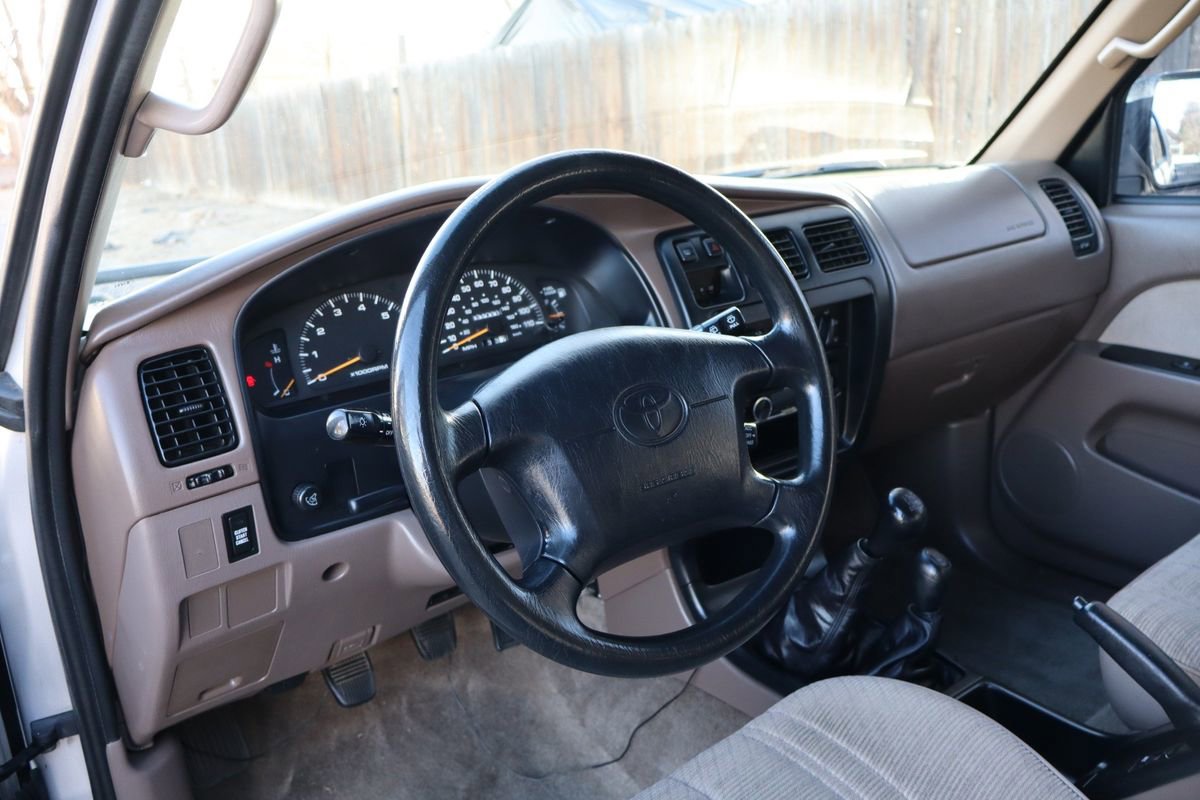 Used 1998 Toyota 4Runner 4WD image 15