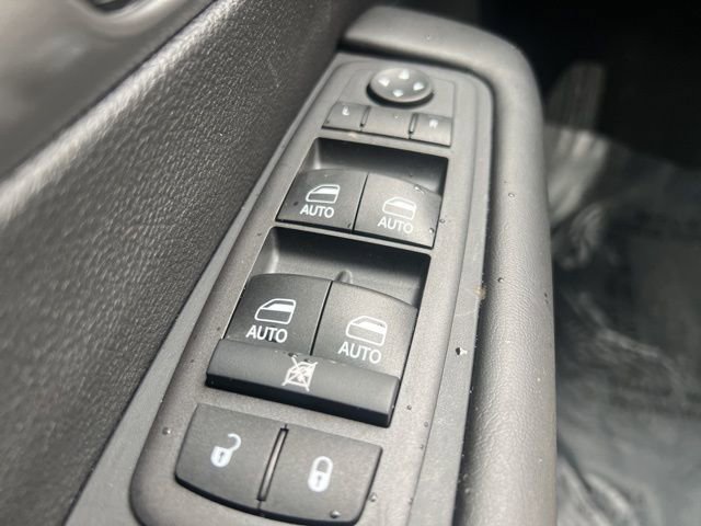 New 2026 Chrysler Pacifica Select image 19