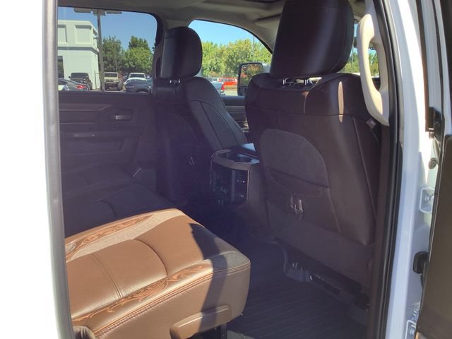 Used 2025 RAM 2500 Limited AWD/4WD image 36