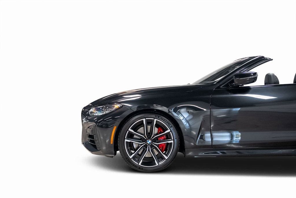 Used 2022 BMW 440i xDrive Convertible w/ Premium Package image 13