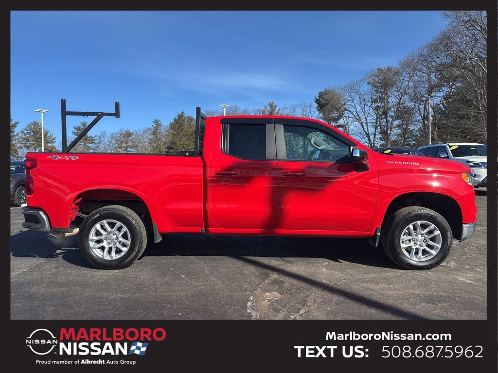 Used 2024 Chevrolet Silverado 1500 LT image 8