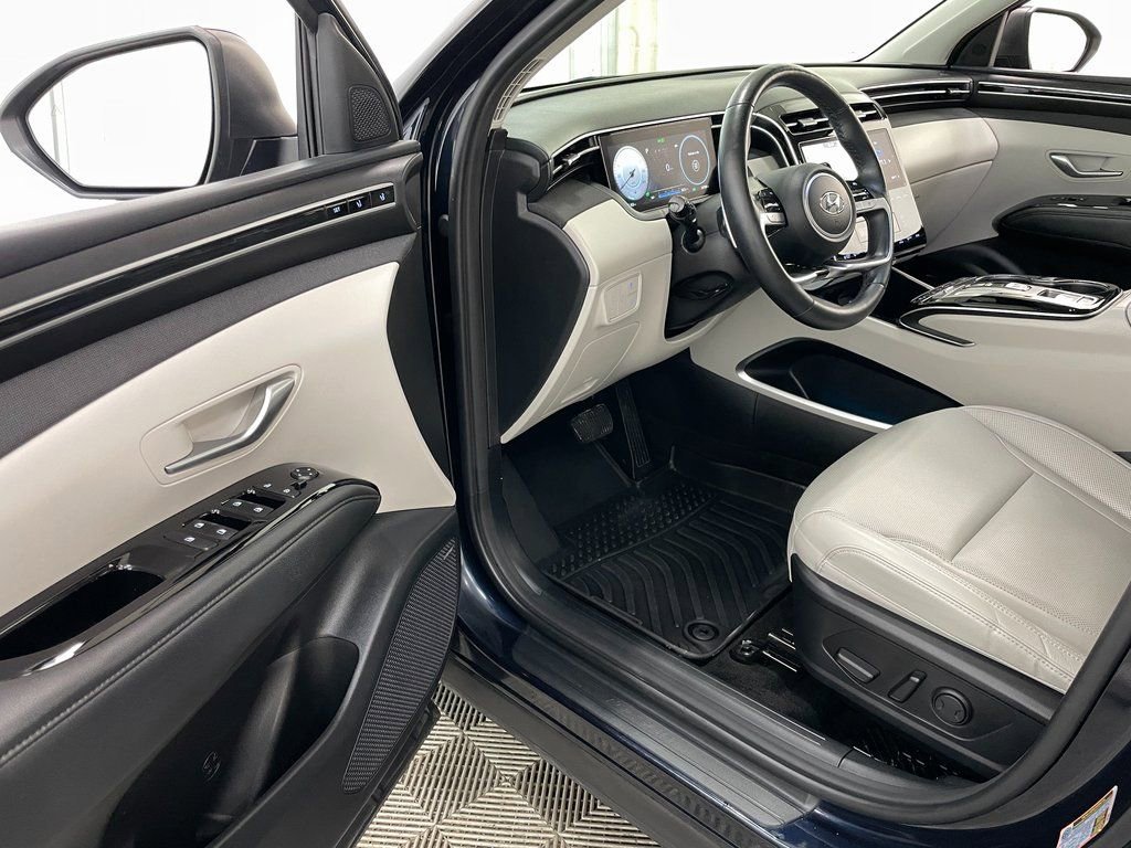 Used 2022 Hyundai Tucson Limited w/ Cargo Package AWD/4WD image 25