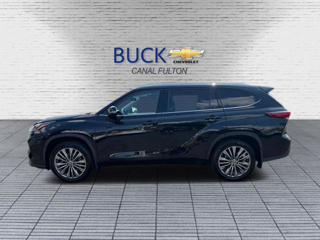 Used 2022 Toyota Highlander Platinum