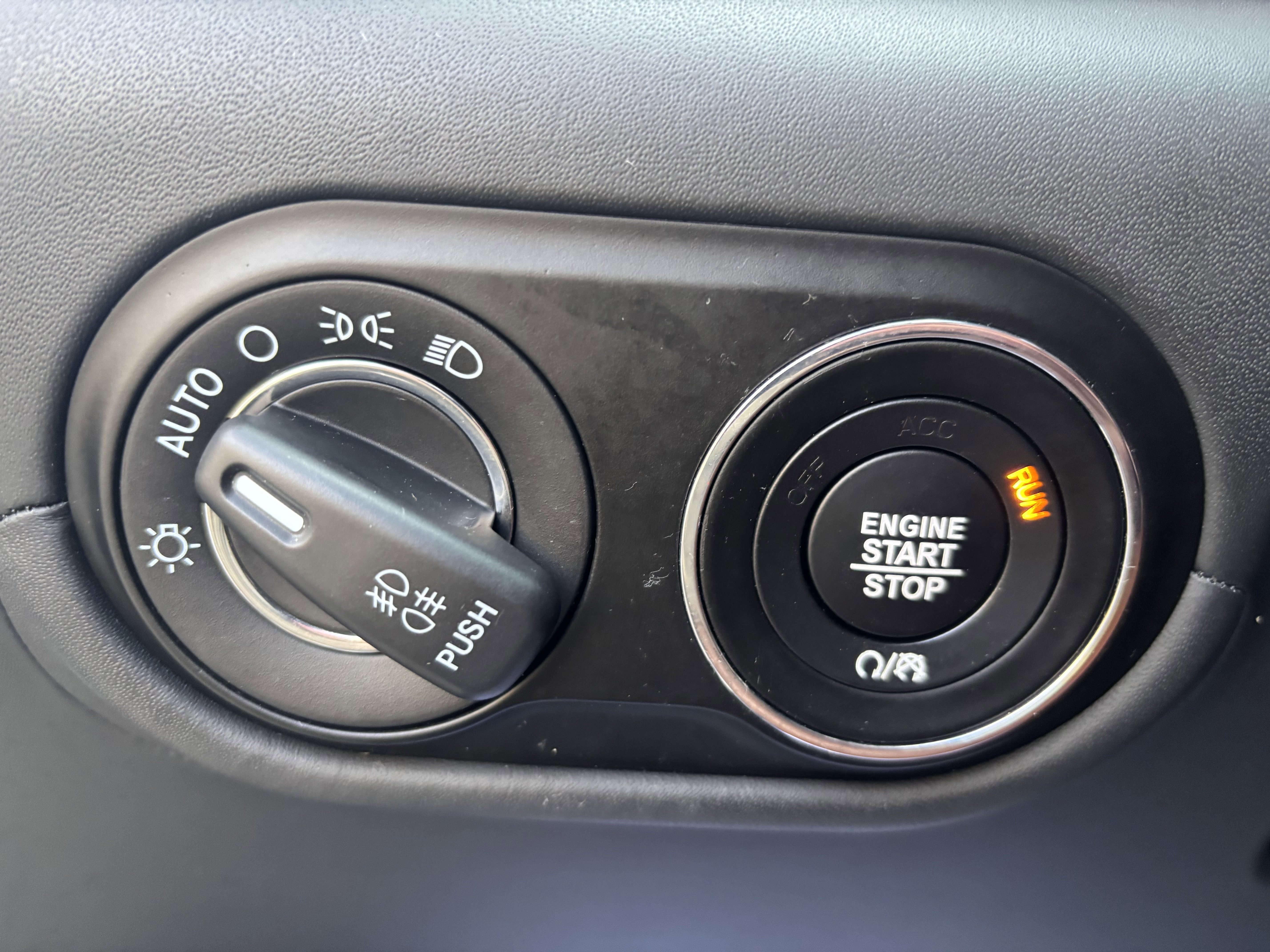 Used 2019 Maserati Levante GranLusso image 25