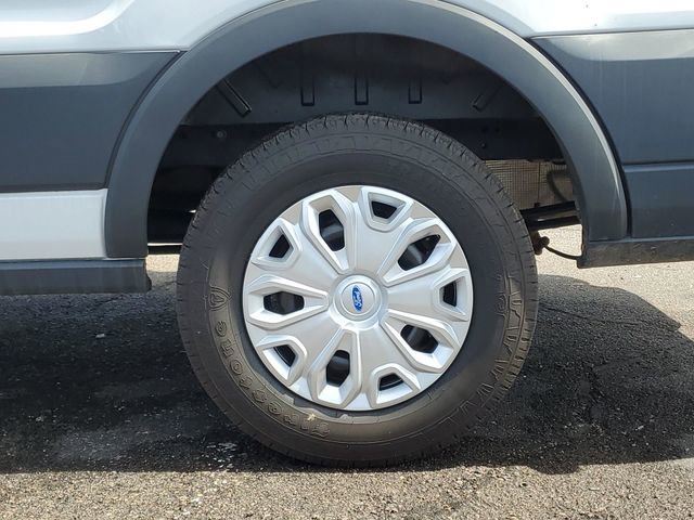 Used 2018 Ford Transit 250 148 Low Roof RWD image 29