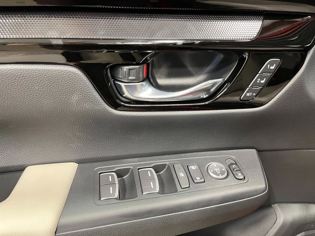 New 2026 Honda CR-V EX-L image 13