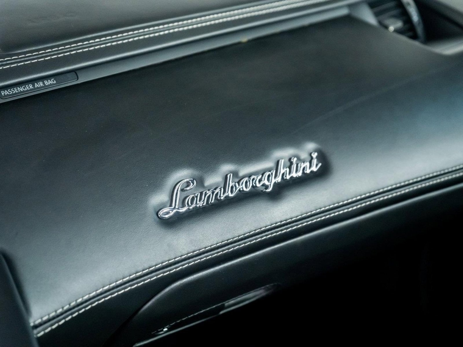 Used 2015 Lamborghini Aventador LP 700-4 image 45