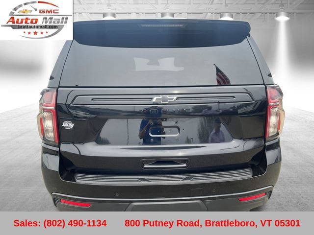 Used 2023 Chevrolet Tahoe Z71 w/ Luxury Package AWD/4WD image 5