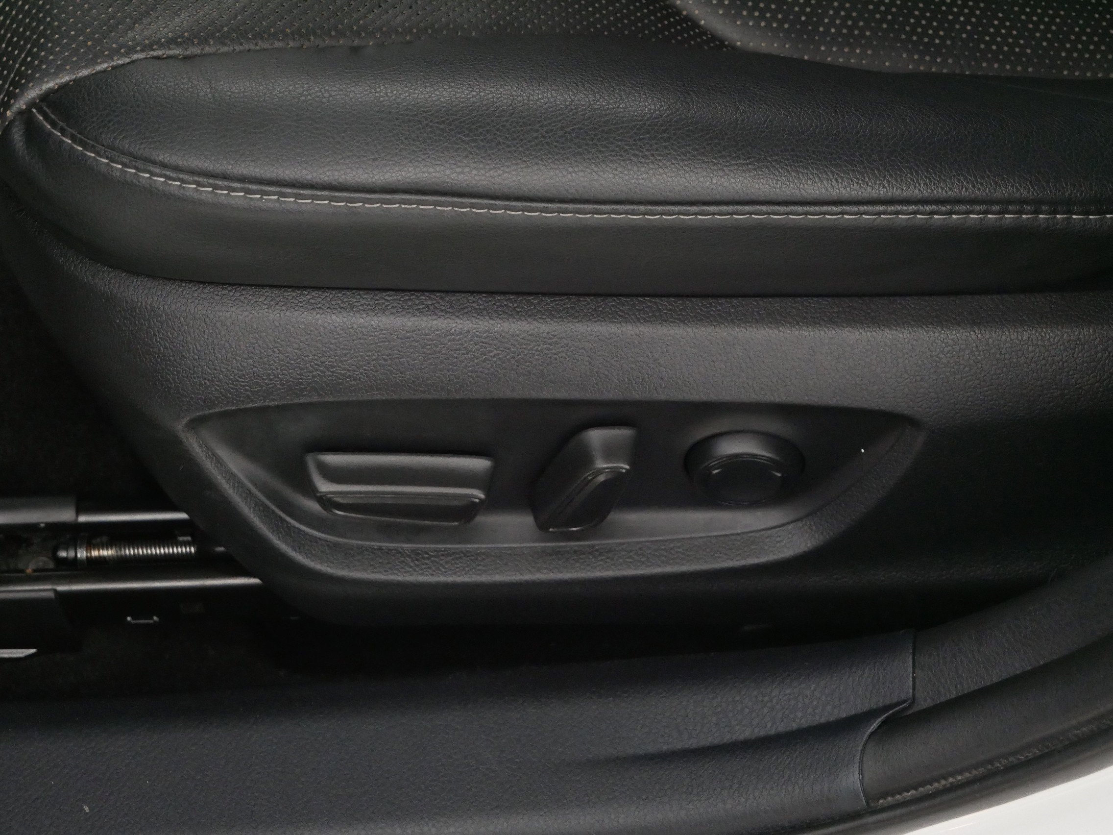 Used 2021 Toyota Camry XSE w/ Navigation Package image 20