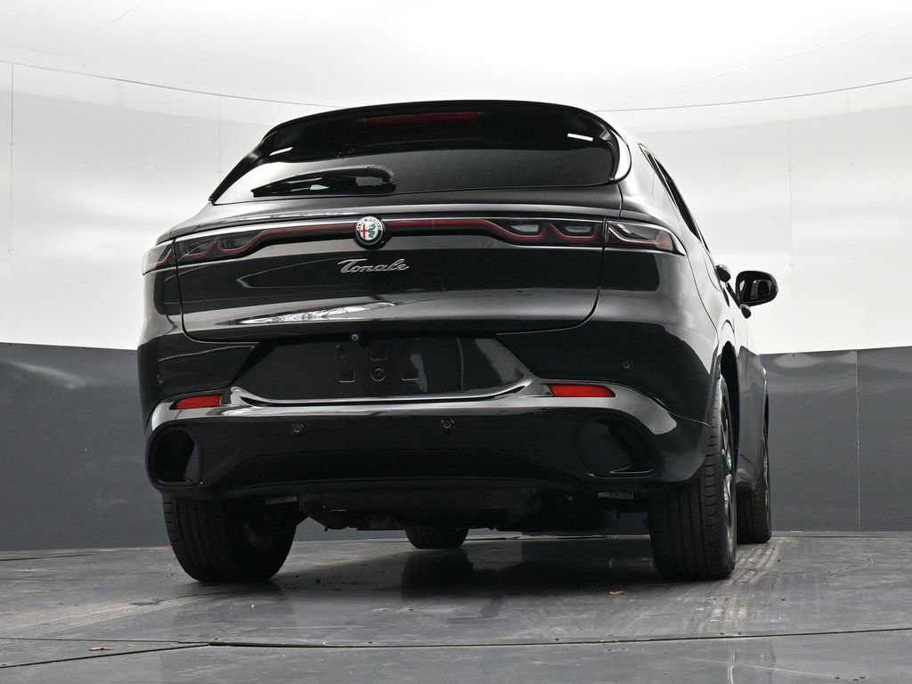 Used 2025 Alfa Romeo Tonale AWD/4WD image 32