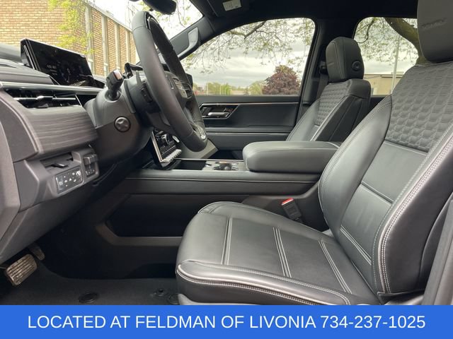 Used 2024 GMC Sierra EV Denali AWD/4WD image 19