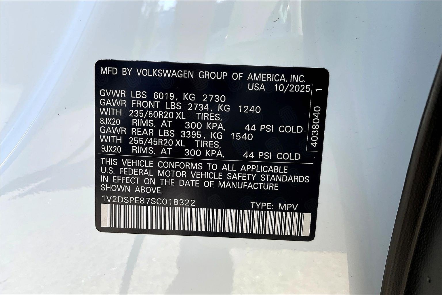 New 2025 Volkswagen ID.4 Pro AWD/4WD image 12