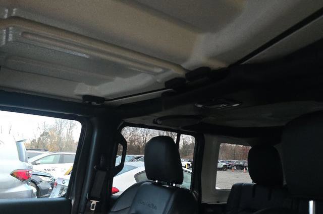 Used 2021 Jeep Wrangler Unlimited Sahara w/ Cold Weather Group image 11